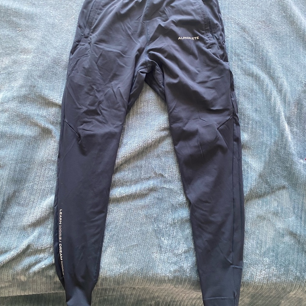 Alphalete Premium Trace Joggers